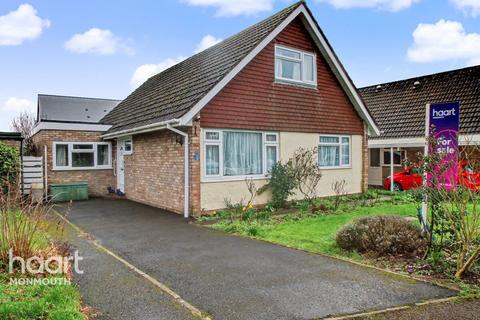 undefined, Fayre Oaks, Usk