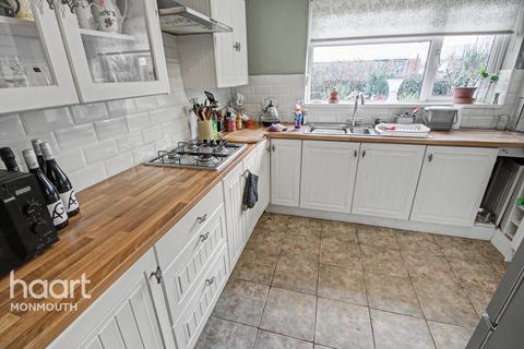 undefined, Fayre Oaks, Usk