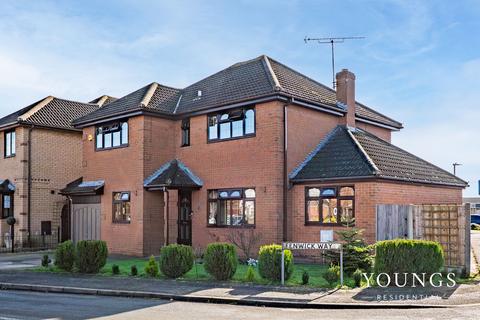 4 bedroom detached house for sale, Fenwick Way, Canvey Island, SS8