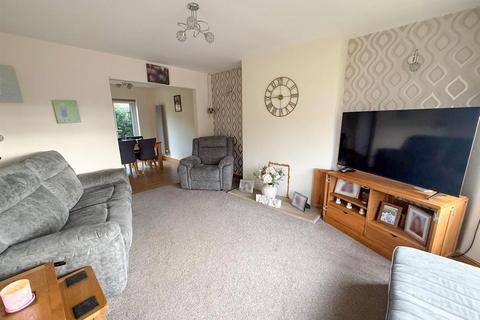 3 bedroom end of terrace house for sale, Woodside Road, Silsden
