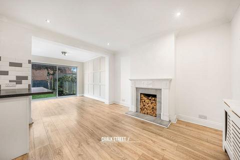3 bedroom semi-detached house for sale, Helmsdale Road, Romford, RM1