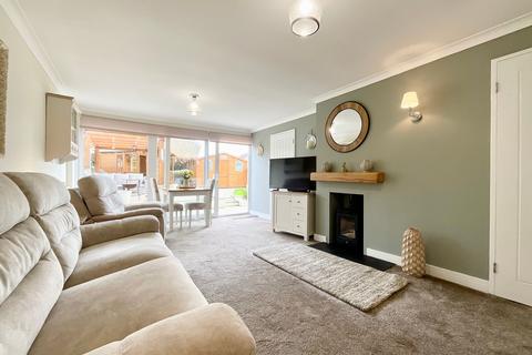 2 bedroom detached bungalow for sale, Stapleton Close, Seamer, YO12
