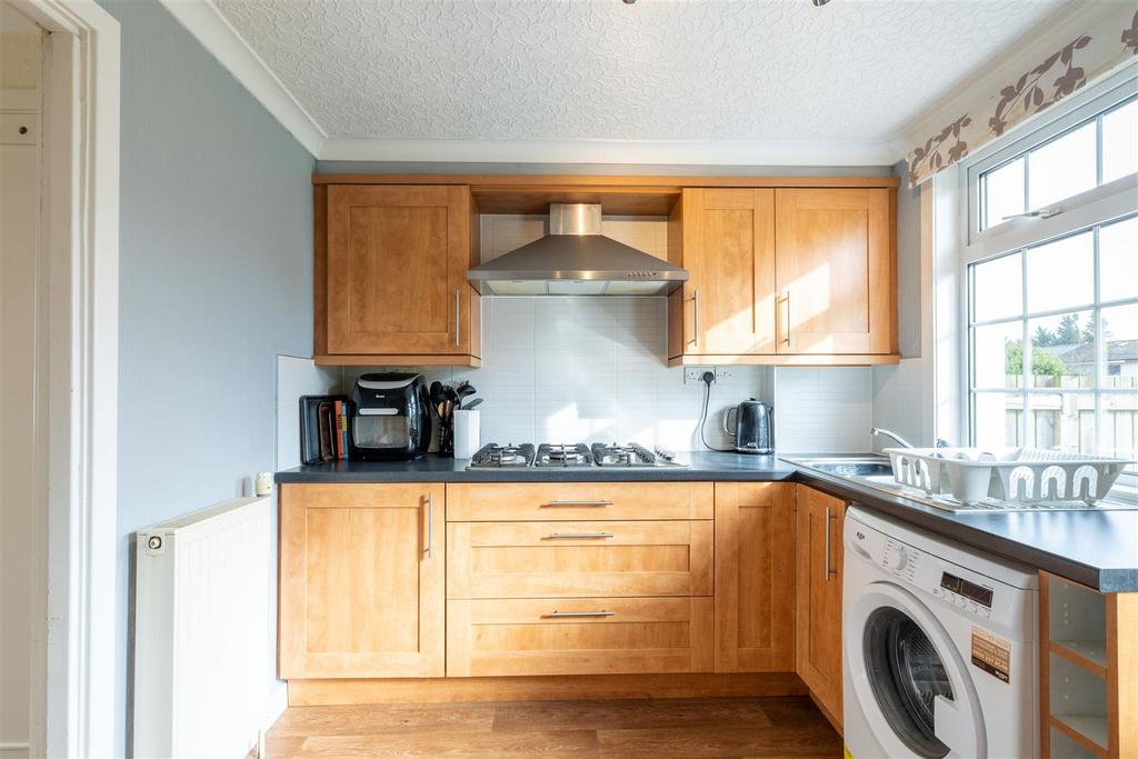 1, Strathearn Terrace Aberuthven-22.jpg