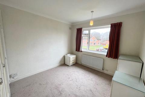 2 bedroom maisonette to rent, Featherstone Crescent, Shirley, Solihull