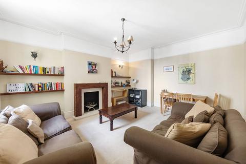 3 bedroom flat to rent, Queens Club Gardens, Barons Court, London, W14