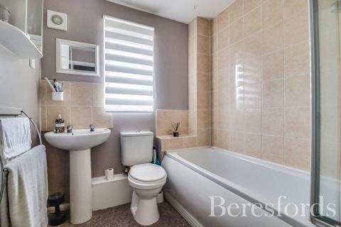 3 bedroom terraced house for sale, Stanstrete Field, Great Notley, CM77