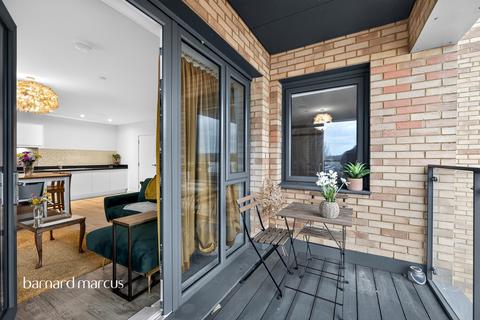 1 bedroom apartment for sale, St. Johns Road, New Malden
