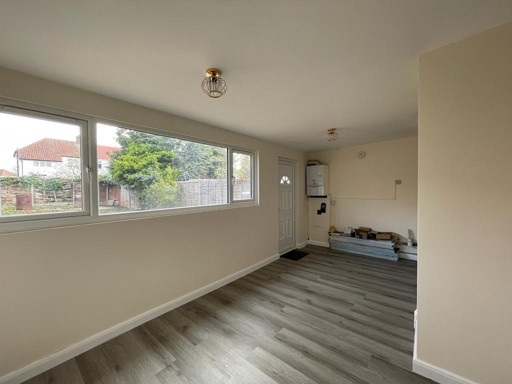 3 Bedroom Terraced for Rent