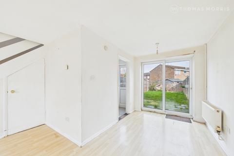 3 bedroom terraced house for sale, Burns Road, Hertfordshire SG8
