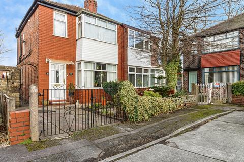 Albert Gardens, Manchester M40