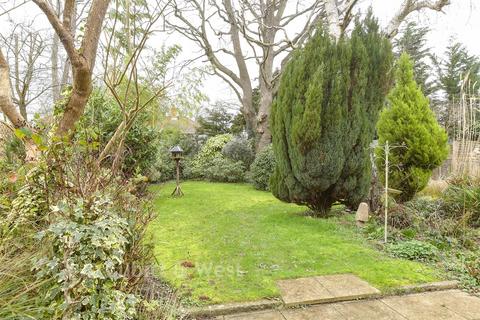 undefined, Balcombe Gardens, Horley RH6