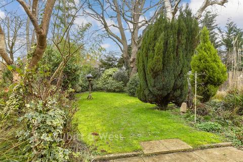 undefined, Balcombe Gardens, Horley RH6
