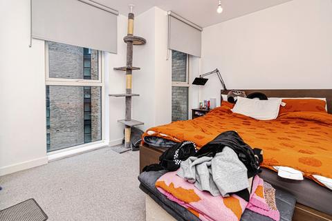 2 bedroom apartment for sale, Ottinger Close, Salford M50