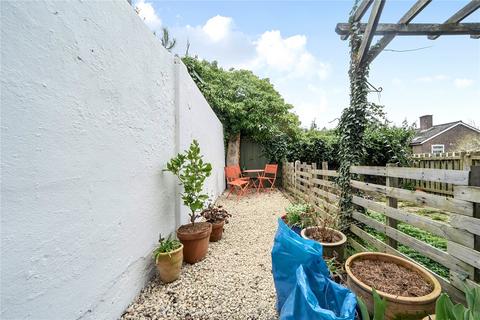 2 bedroom maisonette for sale, Oaksford Avenue, Sydenham, London, SE26