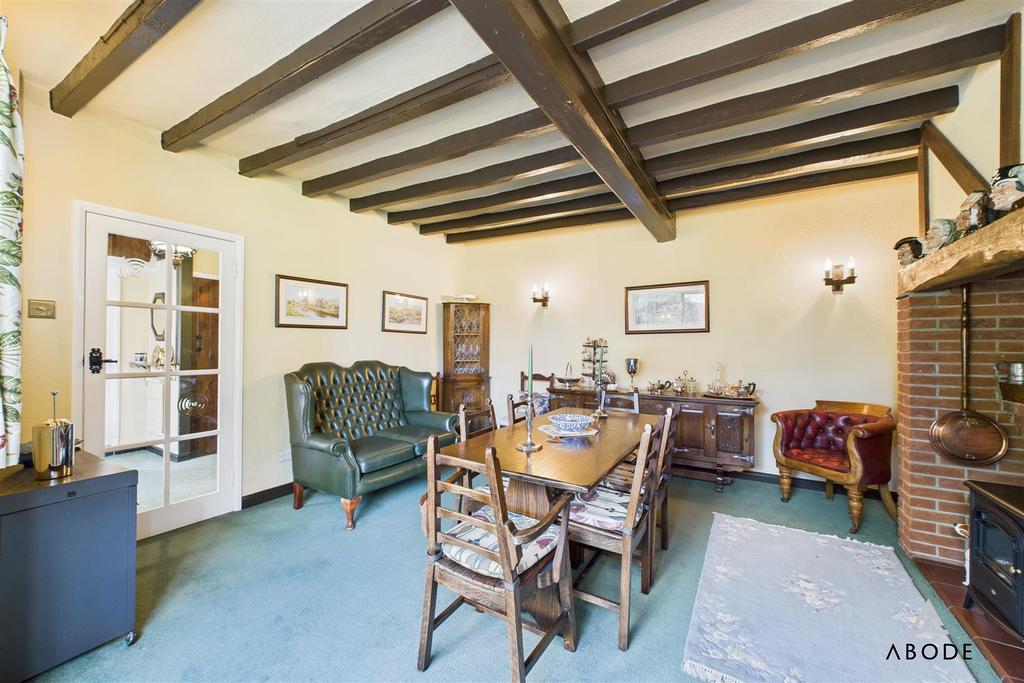 CAM02696 G0-PR0541-STILL010.jpg