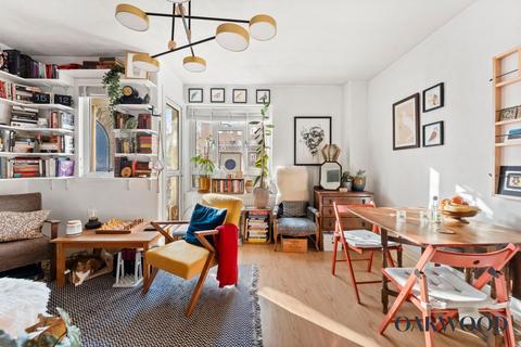 2 bedroom flat for sale, Park View, London, N5