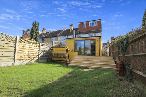 4 bedroom end of terrace house for sale, Cowper Gardens, Wallington SM6