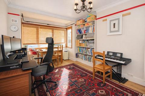 4 bedroom end of terrace house for sale, Cowper Gardens, Wallington SM6