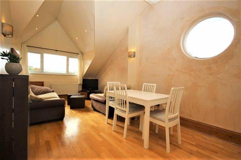 2 bedroom flat to rent, Livingston Lodge, 157 Chingford Road, Walthamstow