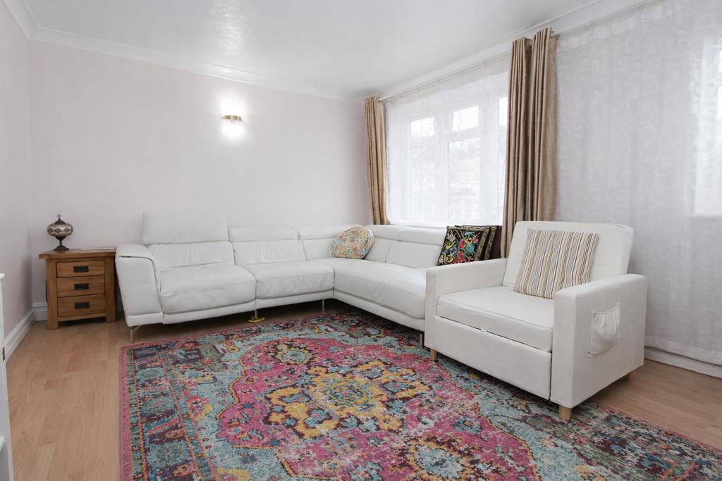 Lounge#.JPG