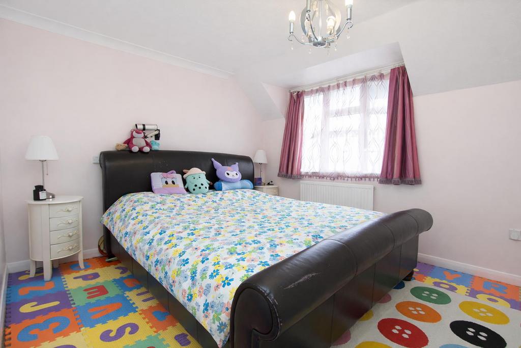 Bed 1.JPG