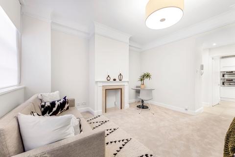 Studio to rent, Devonshire Street, Marylebone, W1W