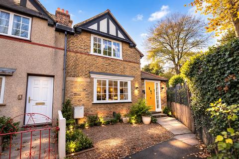 3 bedroom end of terrace house for sale, Park Road, Wallington SM6