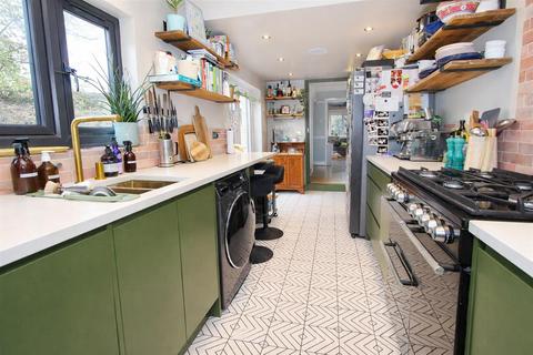 3 bedroom end of terrace house for sale, Park Road, Wallington SM6