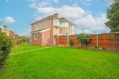 Broadlands Road, Hockley SS5