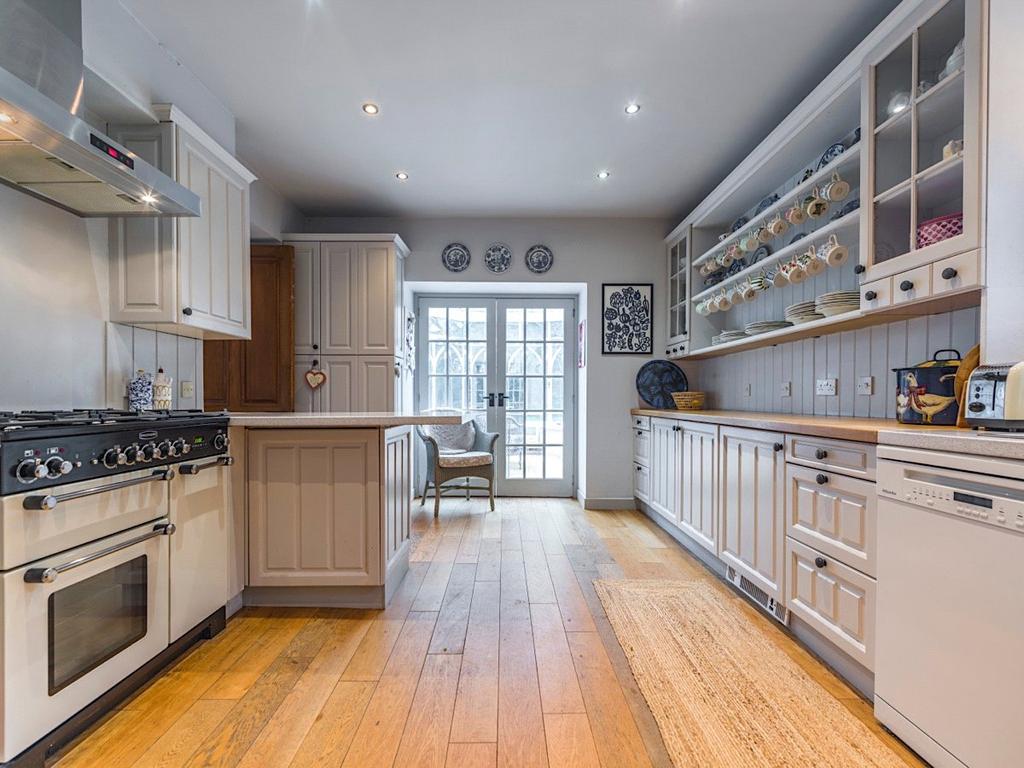 Dining Kitchen