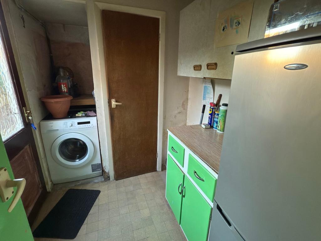 UTILITY T202601021434.jpg