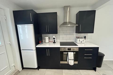 2 bedroom terraced house to rent, Grotto Gardens, Tyne & Wear, NE34
