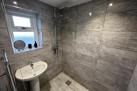 2 bedroom terraced house to rent, Grotto Gardens, Tyne & Wear, NE34