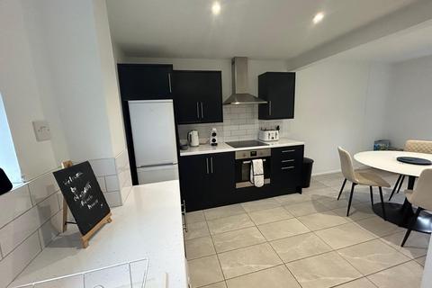 2 bedroom terraced house to rent, Grotto Gardens, Tyne & Wear, NE34