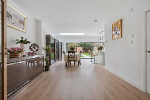 3 bedroom detached bungalow for sale, Avenue Road, Pinner, HA5 3EZ