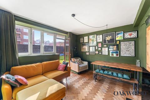 2 bedroom flat for sale, Shakspeare Walk, Shelley House Shakspeare Walk, N16