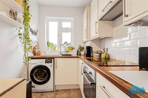 2 bedroom apartment for sale, Caledonian Road, London, N7