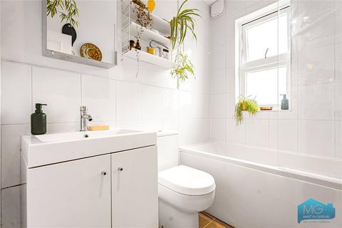 2 bedroom apartment for sale, Caledonian Road, London, N7