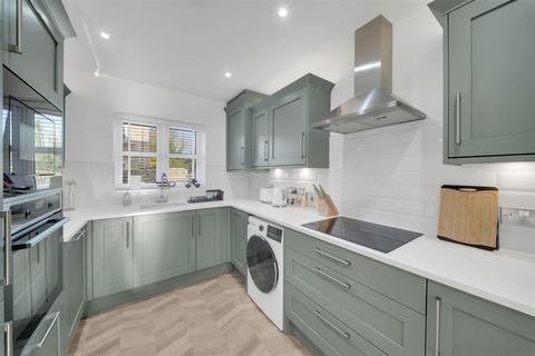 3 bedroom semi-detached house for sale, Bolton Drive, Silsden