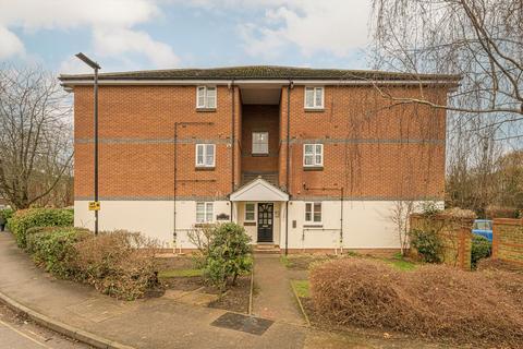 Shire Horse Way, Isleworth TW7
