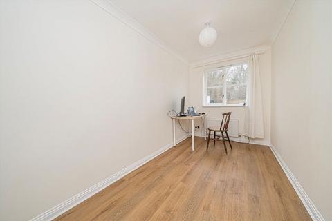 undefined, Shire Horse Way, Isleworth TW7