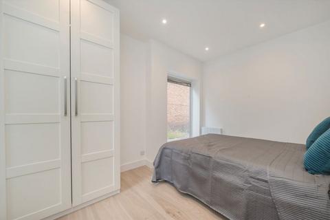 1 bedroom flat to rent, Acton Lane, London W4