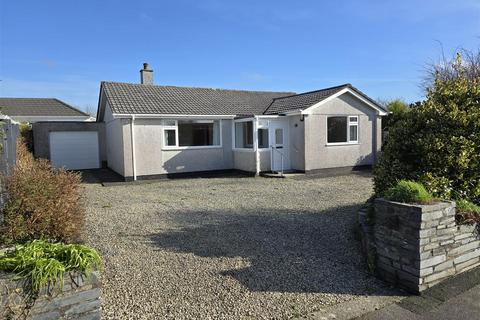 3 bedroom bungalow for sale, Trelinnoe Close, Launceston