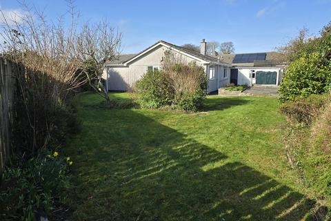 3 bedroom bungalow for sale, Trelinnoe Close, Launceston