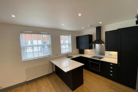 1 bedroom flat to rent, Grattons Drive, West Sussex RH10