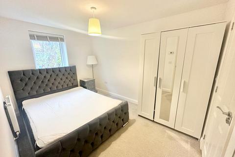 undefined, Queens Road, Slough SL1