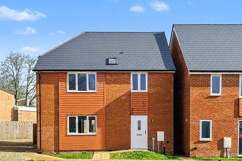 Swan Hill, Shrivenham, SN6