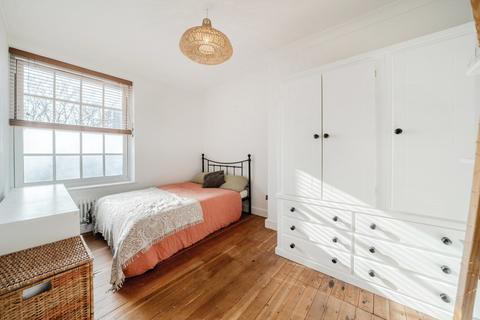 3 bedroom flat for sale, Thessaly Road, Battersea, London, SW8