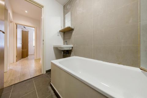 3 bedroom flat to rent, Clifton Mansions, SW9