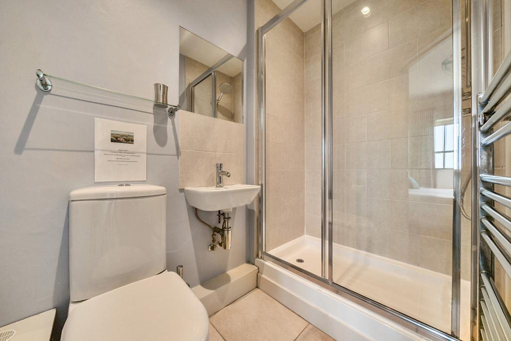 Shower Ensuite